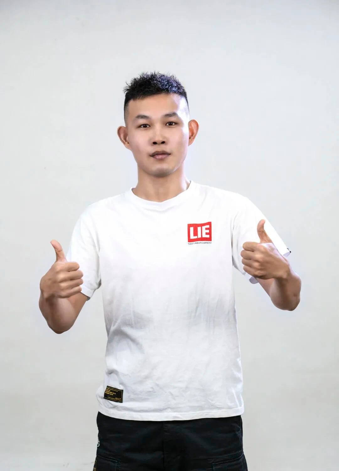 品牌营销事业部  影视后期设计  杨学思